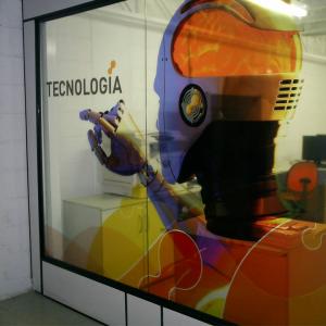 Adesivo transparente Transparente  4x0 Brilho Sem acabamento 